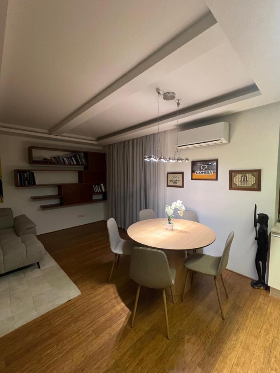Old Town Apartment Братислава Экстерьер фото